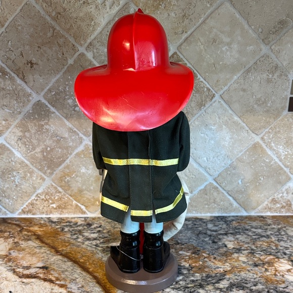 Santa’s Workshop Fire Chief Nutcracker - Picture 5 of 11